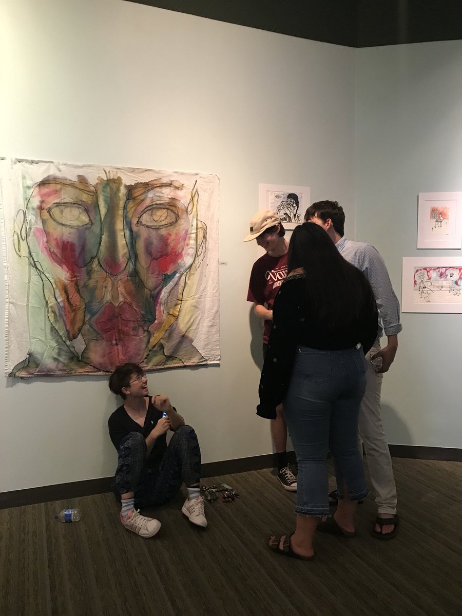 PHS_VISUALARTS's tweet photo. WOW!  Great job everybody!   Amazing evening! So proud!♥️ @PlantHighSchool @PlantAPC https://t.co/33n5cltwe8
