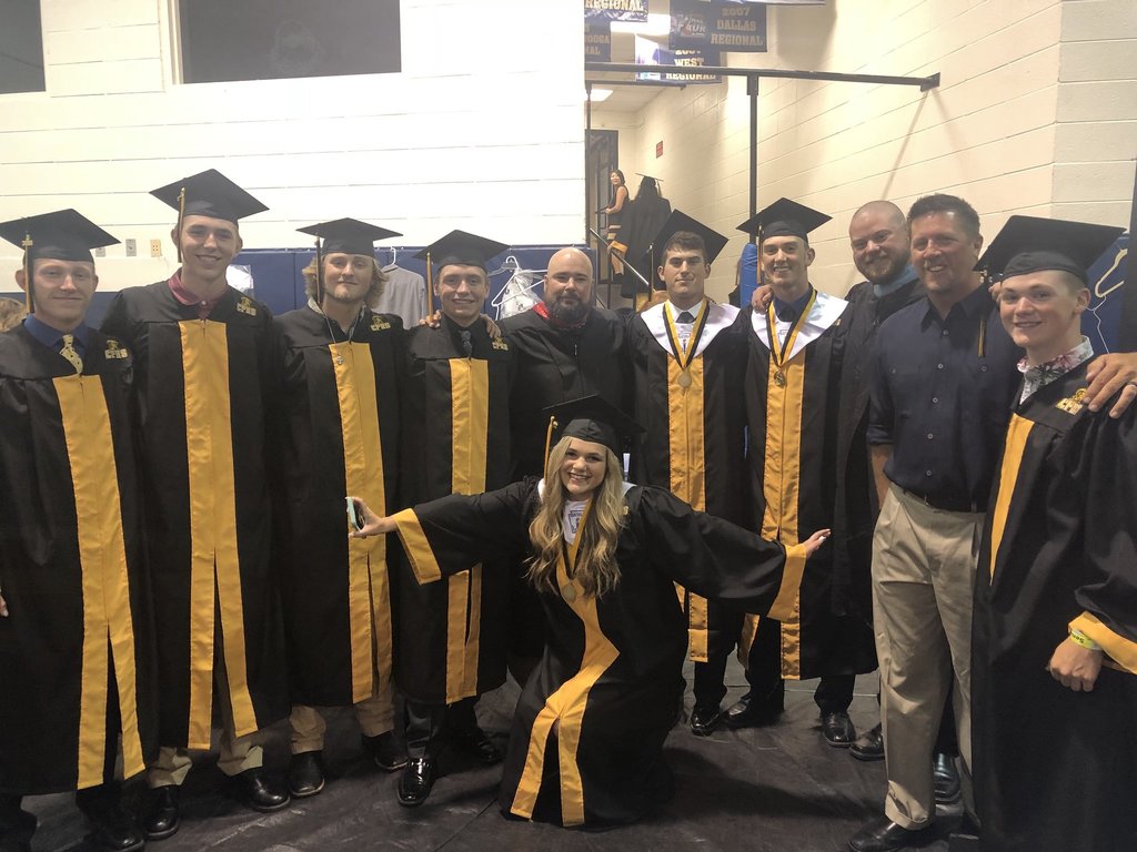 SanditesBall : 15 minutes away from getting to watch this crew graduate!!!  It will be a bitter sweet moment but these guys have very bright futures!!

#Sandite4Life  (via Twitter )