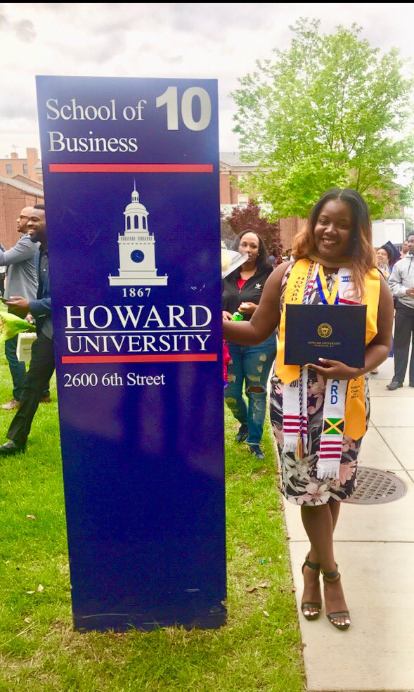 Shauna_kay's tweet photo. One year out of school and I’m forever grateful to be a part of the @HowardU (@HowardU_MBA) legacy! #HUMBA #Graduversay #Blackandhooded #SkMBA #HU17 #ProudJamaican🇯🇲 https://t.co/pj9P99DWY4