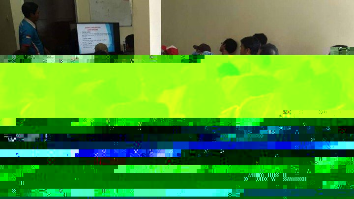JaydenZDJ's tweet photo. Peduli dgn ekonomi UKM Pak @DuriantoDarmadi mengadakan berbagai Pelatihan berkerjasama dgn instansi terkait
#DarmadiDuriantoPeduli https://t.co/gDJiSwMWac