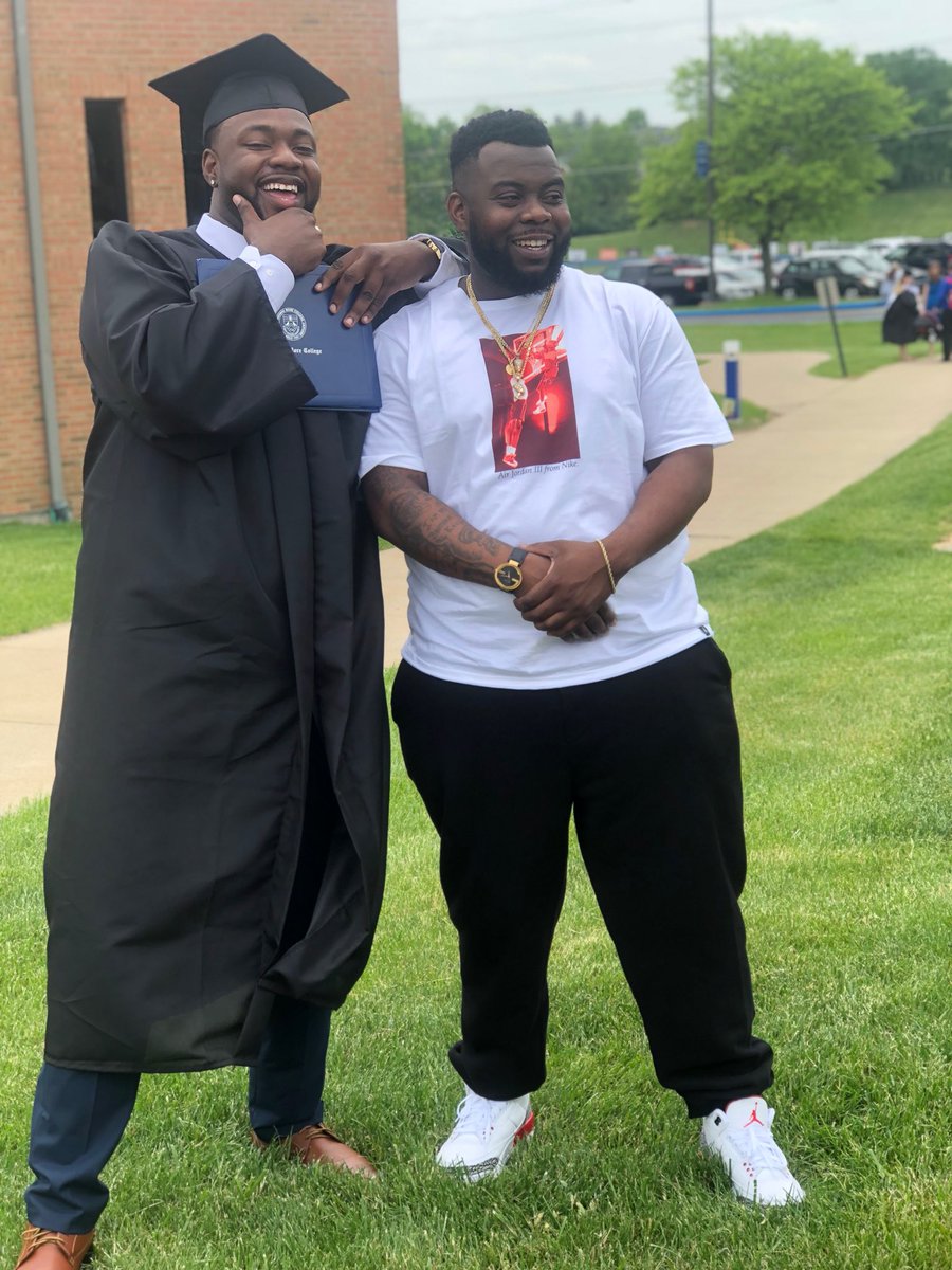 TheAmadinLife's tweet photo. 👨🏾‍🎓🤴🏿🤙🏾 https://t.co/zyhS1qWzjm