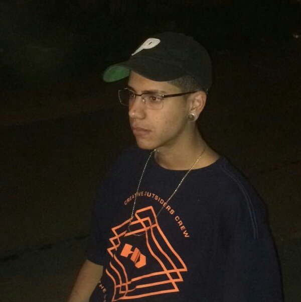 hellorafa's tweet image. Namoral, eu tô vivendo ou só existindo?????????