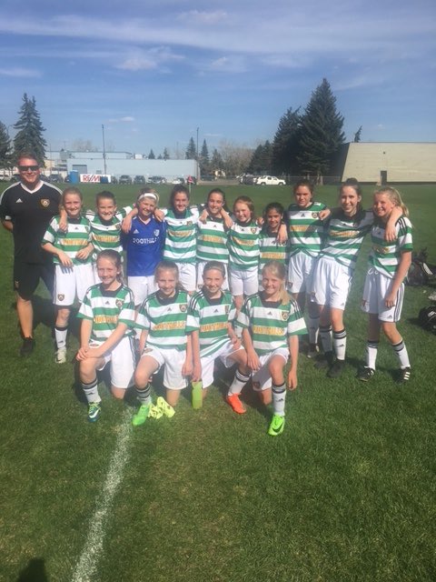 Foothills06G's tweet photo. Big win to stay perfect in seeding round against one of the 2006 elite  @CSWUPremiers06 
 Awesome game by new addition &amp; 06DA grad Priya.
 @SJSob14 showing why he’s the best coach in the age group. 🙏 @Clevs3 and others @FoothillsSoccer for the support today. https://t.co/hTND7WqHzW