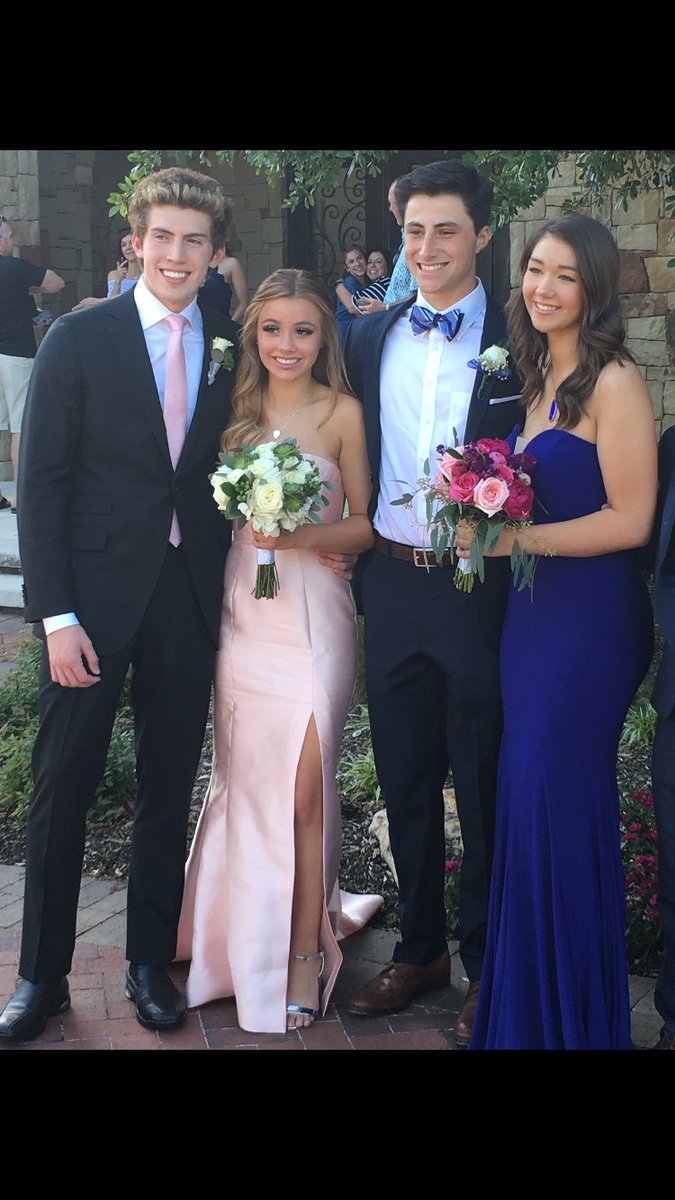 BeamsDenton's tweet photo. Happy birthday hay man @haleydickerson2 https://t.co/grb6wyvESA
