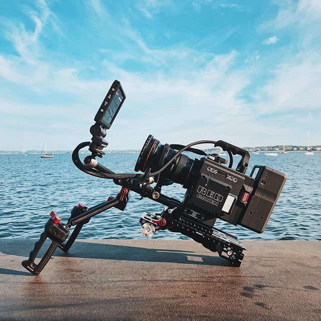 See_Murray's tweet photo. This little camera keeps making sure my work doesn’t feel like work. 🙌🏻🎥 #constantcreation
.
.
.
.
.
#short #narrative #comedy #film #production #r3d  #redraven #reddragon  #redcamera #redweapon #director #dp #film #setlife  #filmmaking #gearporn  #cameraporn #sharegrid #uns… https://t.co/oEn5yNwQOj