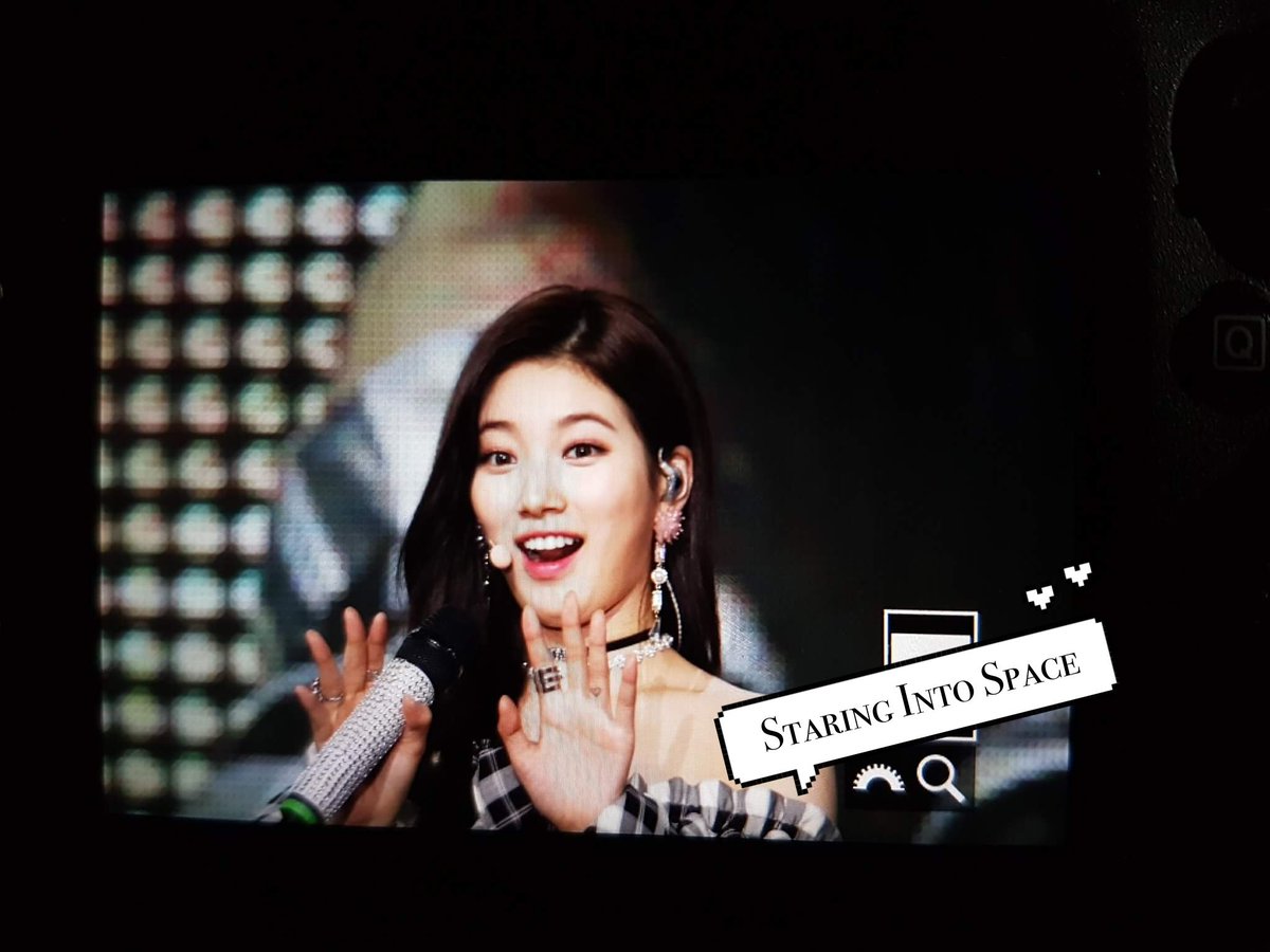 100701net's tweet photo. 180512  #SUZY 'WITH' in Taipei 

#BaeSueJi #Suzy #배수지 #수지 #秀智 #裴秀智 https://t.co/HDg6GKwwzM