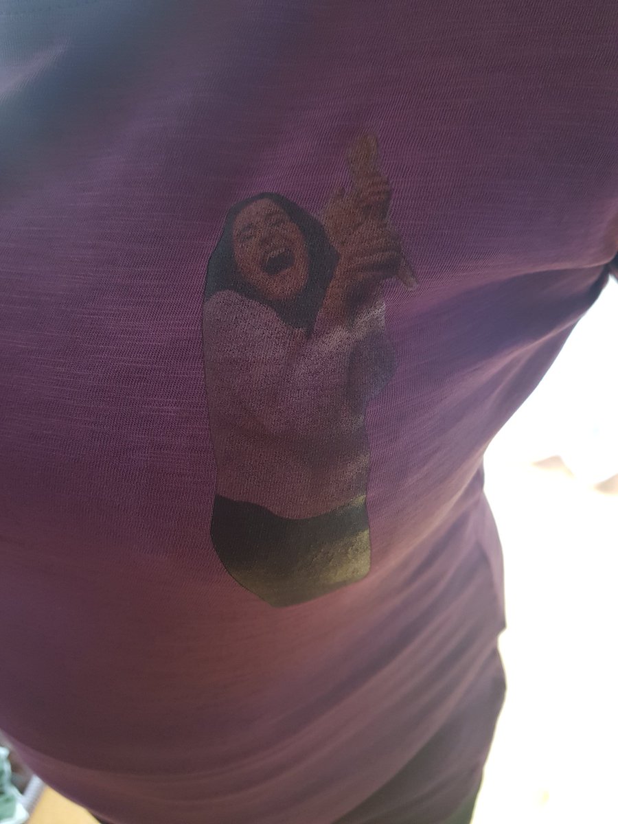 jess_whitby's tweet photo. .@Jan__Fran You are the sole reason my mum watches SBS Viceland (sorry, @MarcFennell). She lives by the words #JanFranforGoldLogie, so for Mother's Day I made her this. https://t.co/GsEKhfAv9k