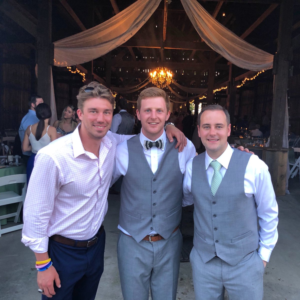 TodLanter21's tweet photo. It’s Wedding SZN! #RuleNumber76 https://t.co/QmKh50bOtv