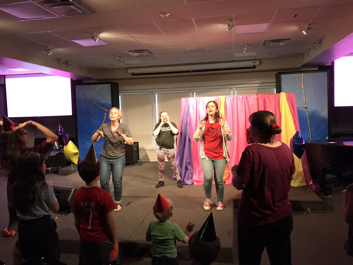 erwinchuk's tweet photo. FX Finale Party! Thankful for the Next Generation team and their support of families through these monthly gatherings. @gracechapel #wearegrace #gcwat #kidmin #nextgen #nextgeneration @OrangeLeaders #252basics #boston #lexingtonma #watertownma
#kidstown https://t.co/3TPZa7sqxC