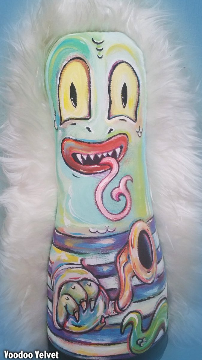 VoodooVelvet's tweet photo. You may fall into the interruption coil, when you realize your on the horn with an ad about snake oil
https://t.co/6G4Q8HyitO
#VoodooVelvet #CircusPunk #PopSurreal https://t.co/VQQ5LgbRzv