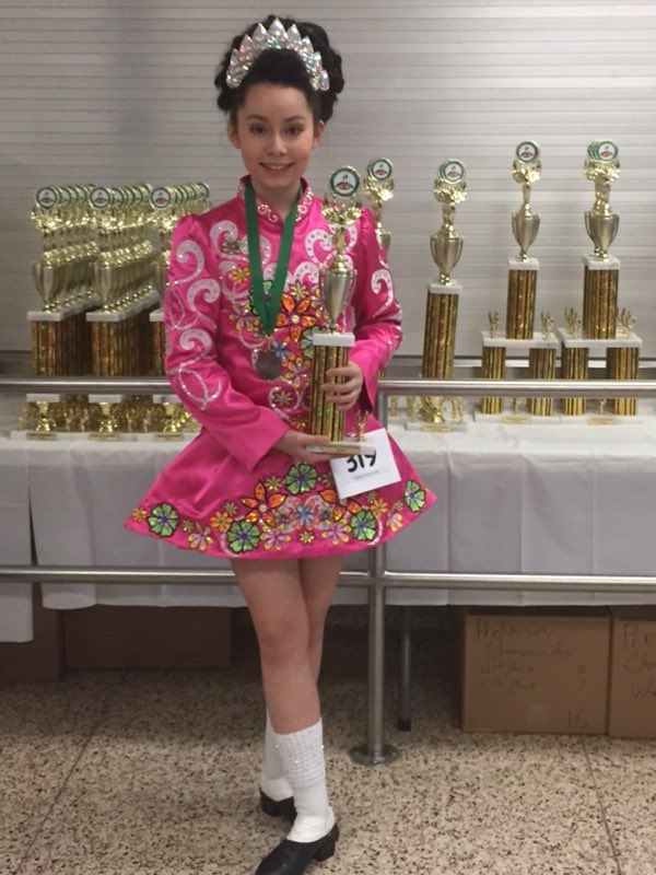 KellyOsterIDS's tweet photo. Congratulations Amelia on placing 9th in PCu14 @OrangeCoFeis today! #WayToGoKKO #IrishDance https://t.co/FeDzgXUr33