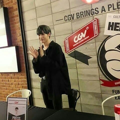 titachenkyuhyun's tweet photo. #14UInJakarta #14UInJkt #14ULiveinJakarta #Loudipulangkampung #abangloudipulkam
#14u #로우디 #원포유 #ロウディ#ワンフォーユー #onlyU #온리유 #14uloudi #14u_loudi #14u_ina @14u.official #oneforyou @14u_jp #loudi #loudi_ina #loudi_stand https://t.co/0nJBiBx1vw