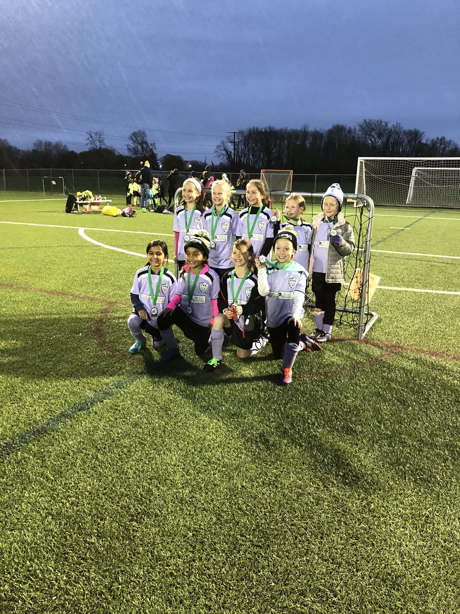 ckaebs's tweet photo. @MsWsClass Great tournament Team Emoji Minions #undefeated #teamworkmakesthedreamwork https://t.co/r8nBJuamwh