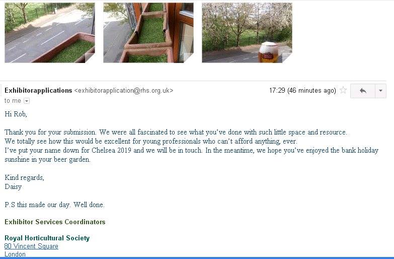 1970RobD's tweet photo. Yes. I did astroturf my window boxes.
Yes. I did also e-mail The Chelsea Garden show to apply for it to be exhibited.
The response from @The_RHS was just beautiful. 
I love the internet I do. https://t.co/1rROQRwc50