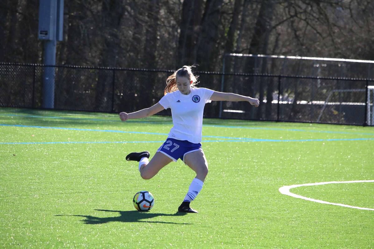 MandyRasmussen8's tweet photo. ⚽️💙Amazing day today watching my daughter Mikenna sign her letter of intent to commit to play for the EOU Women’s Soccer Team!! So proud of her! 💙We Love You!!💙 Keep working hard! #EOUCommit #Blessed 💙⚽️⛰ https://t.co/1ibIkEj0FG