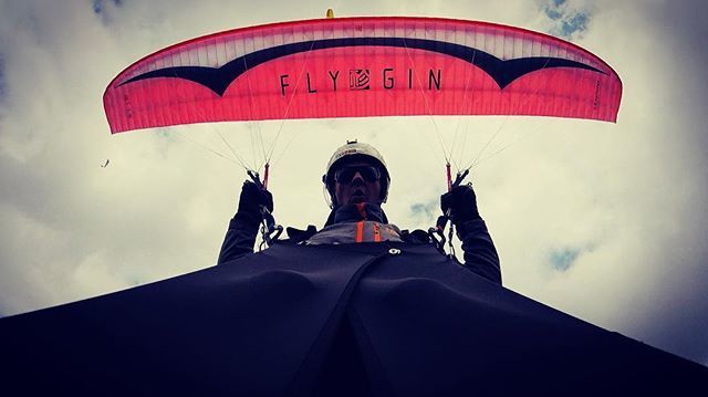 BlaiseBrogan's tweet photo. New glider so happy testing in Spain #flyspain #gingliders @gingliders https://t.co/0qyGWqCGDu https://t.co/4zG9HNIHFc