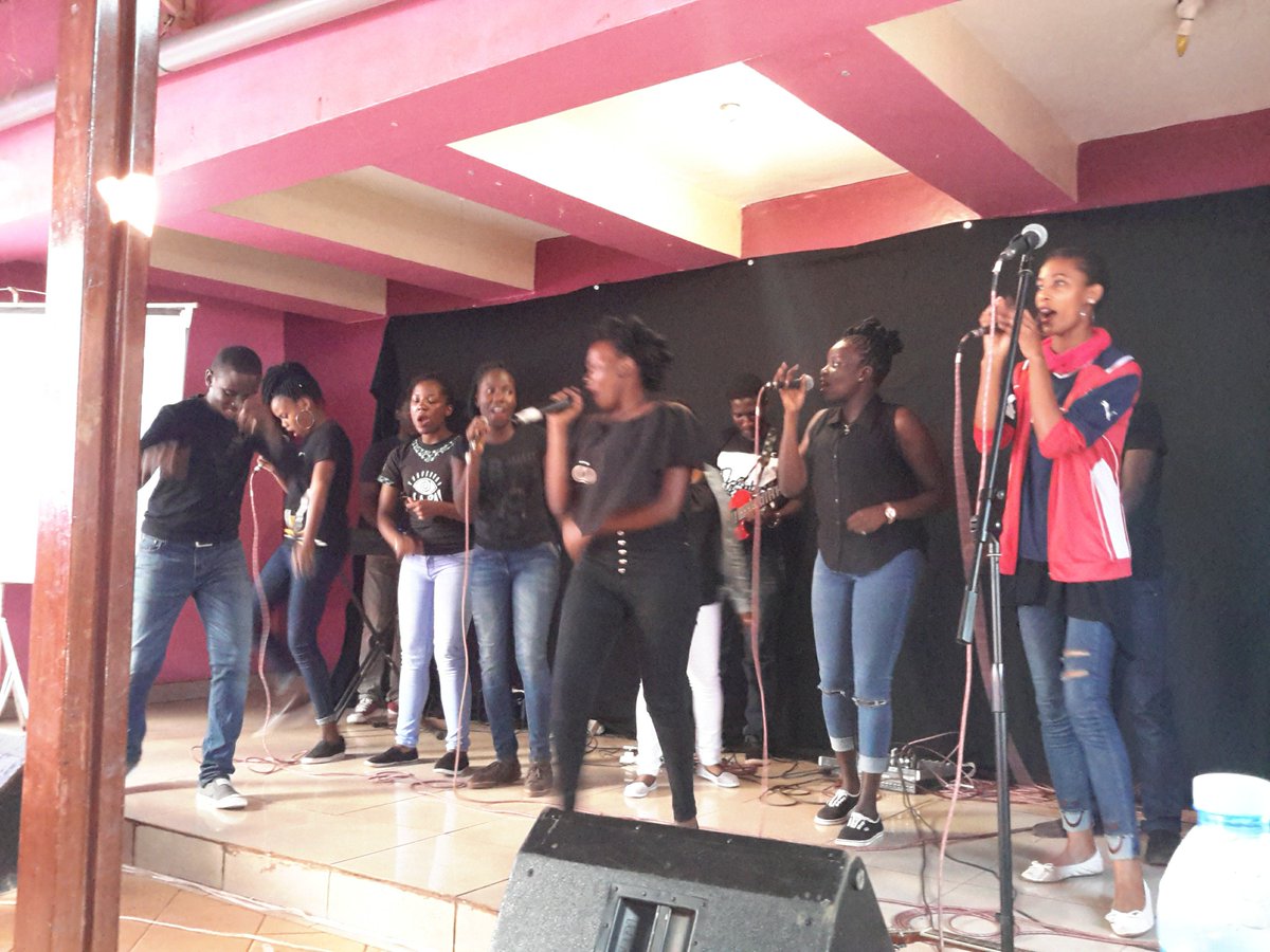 ArcherIrad's tweet photo. Music for the soul
#WHMAK 
#CBOM 
@napoleoneric2 @BlessedIvan @SanyuSings @latagal @worship_harvest @ErnestxRush @Kia_Nalugya @Precious_Babra @nuwahwera https://t.co/tnO7AAUu3w