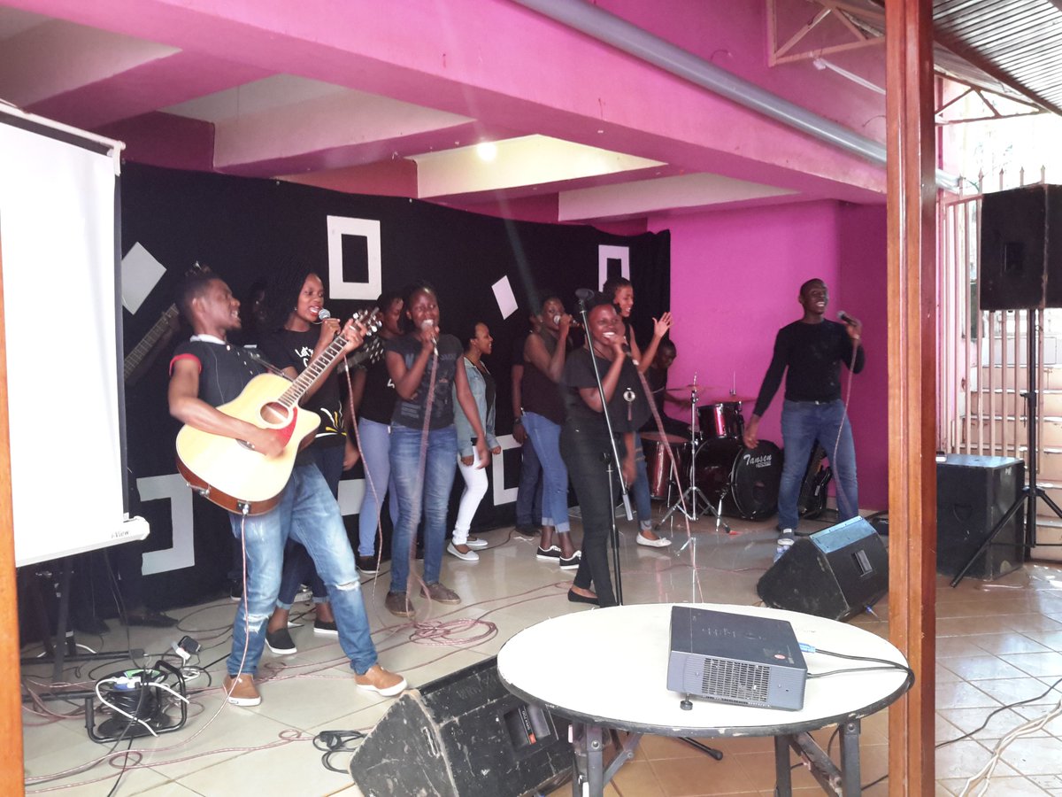 ArcherIrad's tweet photo. Music for the soul
#WHMAK 
#CBOM 
@napoleoneric2 @BlessedIvan @SanyuSings @latagal @worship_harvest @ErnestxRush @Kia_Nalugya @Precious_Babra @nuwahwera https://t.co/tnO7AAUu3w