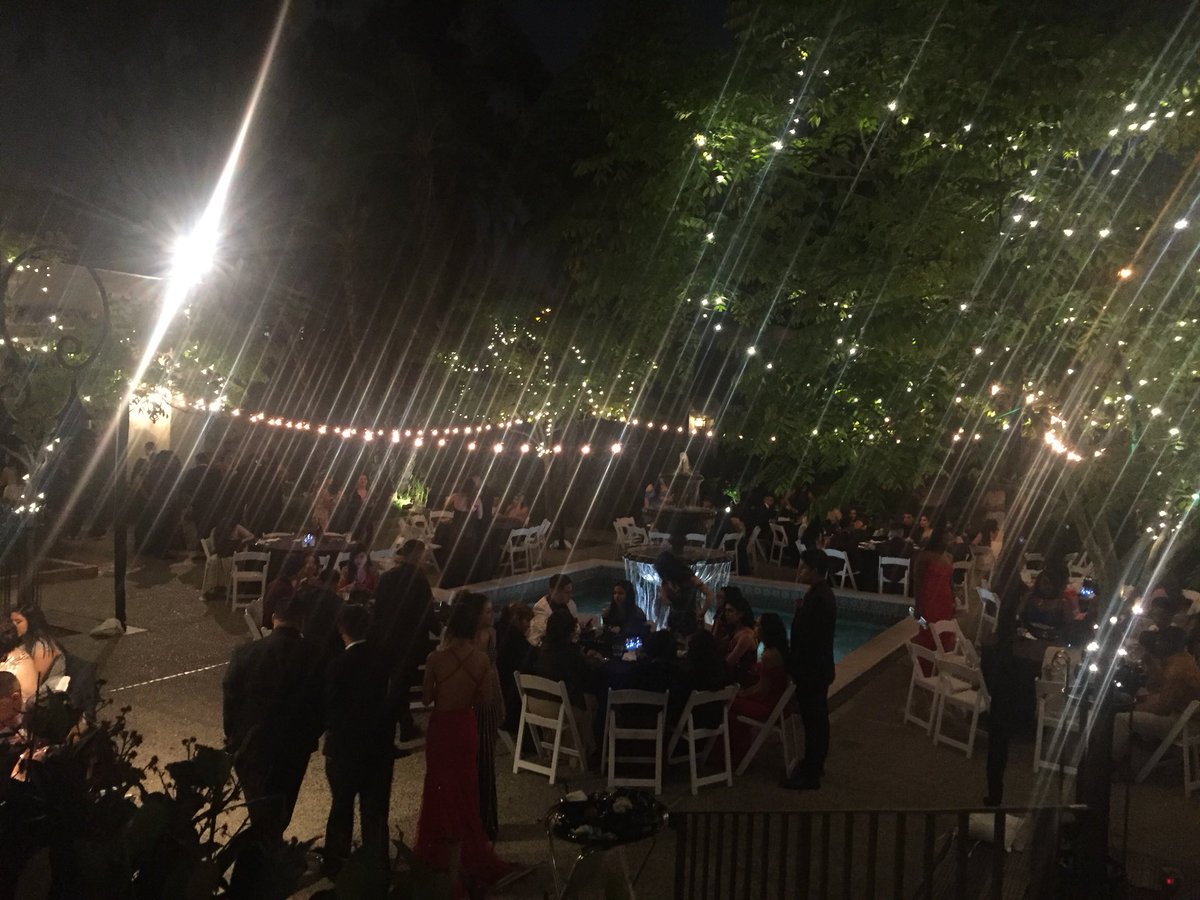 lhs_knights's tweet photo. Lynwood High Prom! https://t.co/IoixMVVHpn