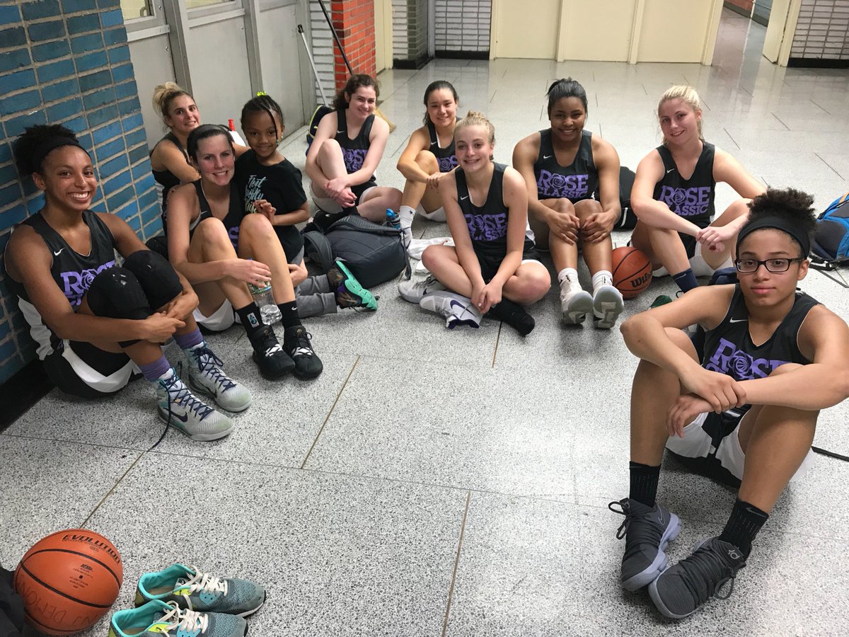 ushoops's tweet image. Congrats @NJDemons East: 6-0 vs exceptional teams @RoseClassic #PoolPlay.  @NJDemons West were 5-0. Combined 11-0.  Playoffs ahead, &amp;amp;That willB tougher yet!

@scgirlshoops @NYGHoops @julcunningham4 @torihyduke @oliviamiles06 @MaddySelvaggi @sydney_brown @AJ_Onome @MoH4GAfrica