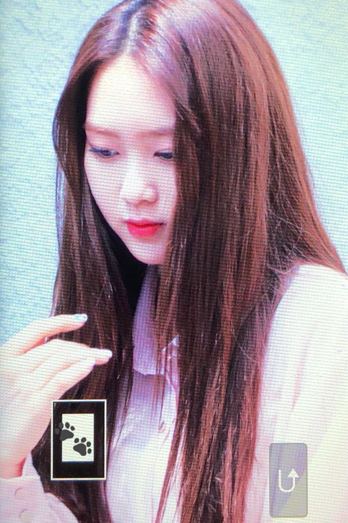 Adorable_OMG's tweet photo. 180513 안녕하세요 출근 #오마이걸 #지호 

봄 의인화 하면 지호 맞지,,,? 🍃 https://t.co/L4pjgiaeNn
