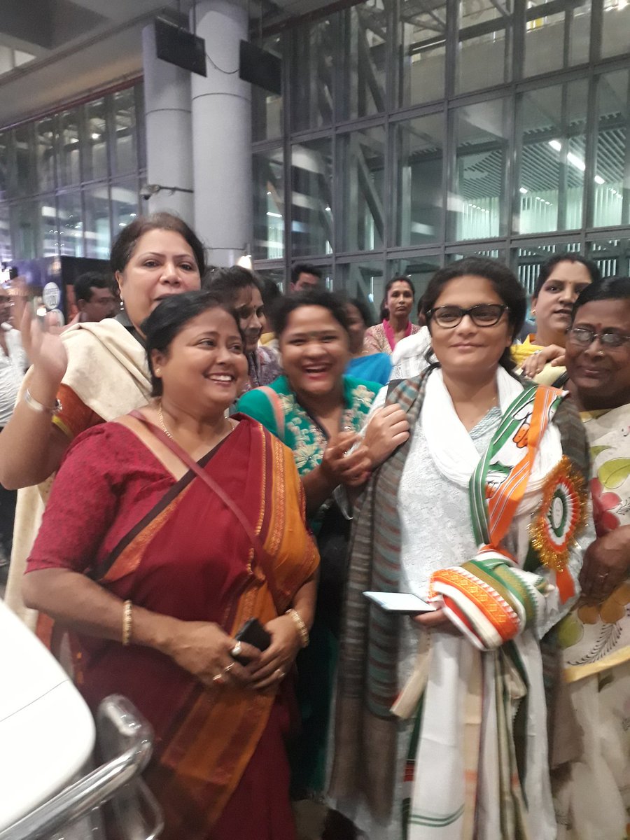 DolanDasINC's tweet photo. We are in DumDum Airport to receiving AIMC PRESIDENT SUSMITA DEV. https://t.co/WX80LBPt9q