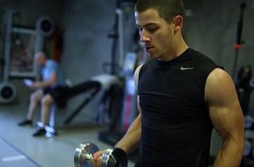 ✗ Nᴀᴛᴇ Kᴜʟɪɴᴀ ✗ (@fighterinacage) on Twitter photo 