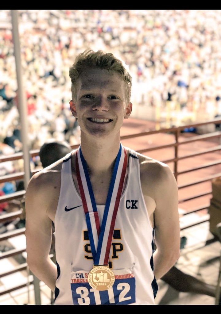 sTpXC's tweet photo. Congrats to our favorite runner &amp; the 1600 state champion @ElkinsDereck !!! 🏃🏼‍♂️🥇 https://t.co/ZW6GBEy5mV