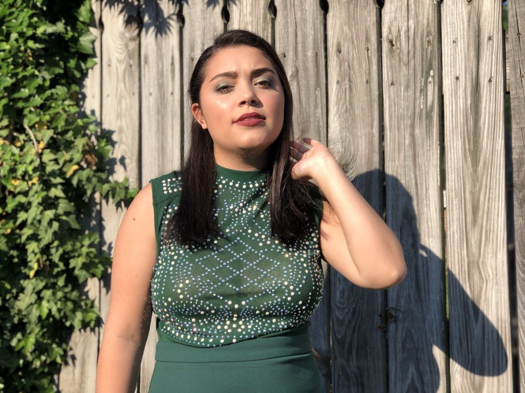 thuyltran99's tweet photo. #altprom https://t.co/5VeqcIDOLp
