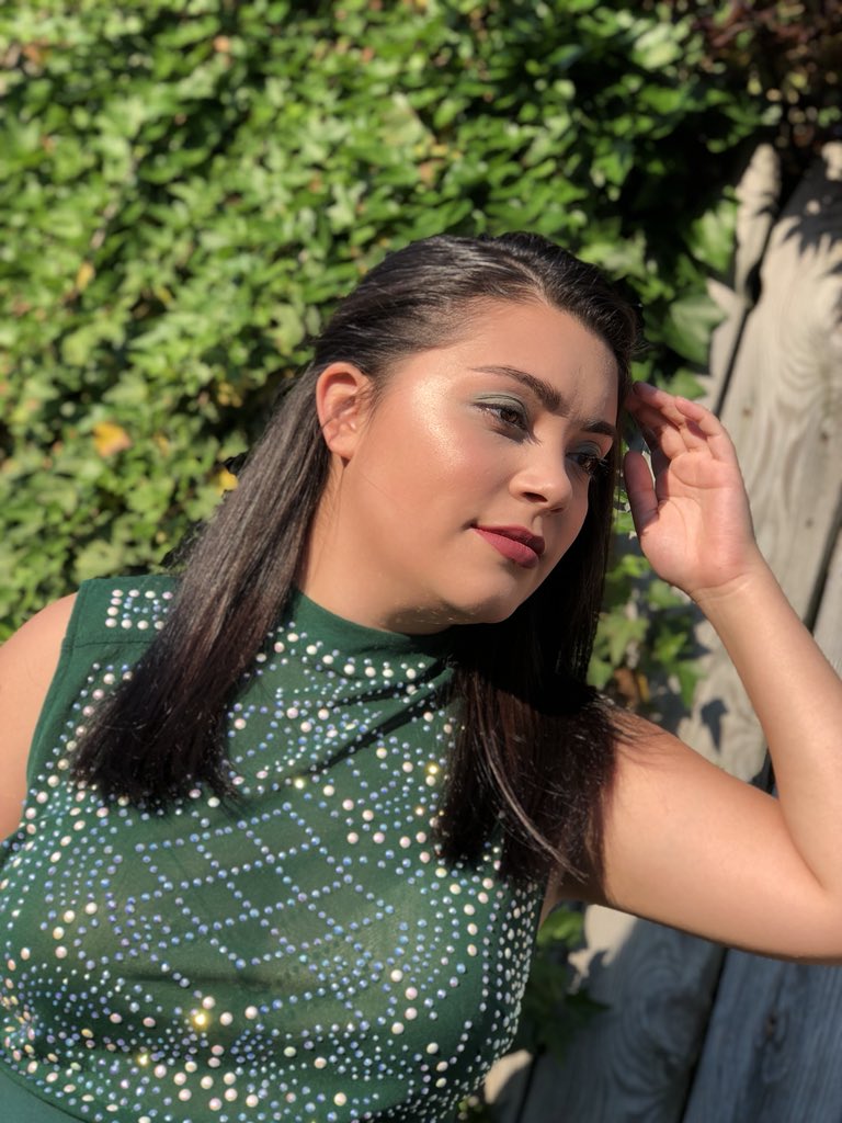 thuyltran99's tweet photo. #altprom https://t.co/5VeqcIDOLp