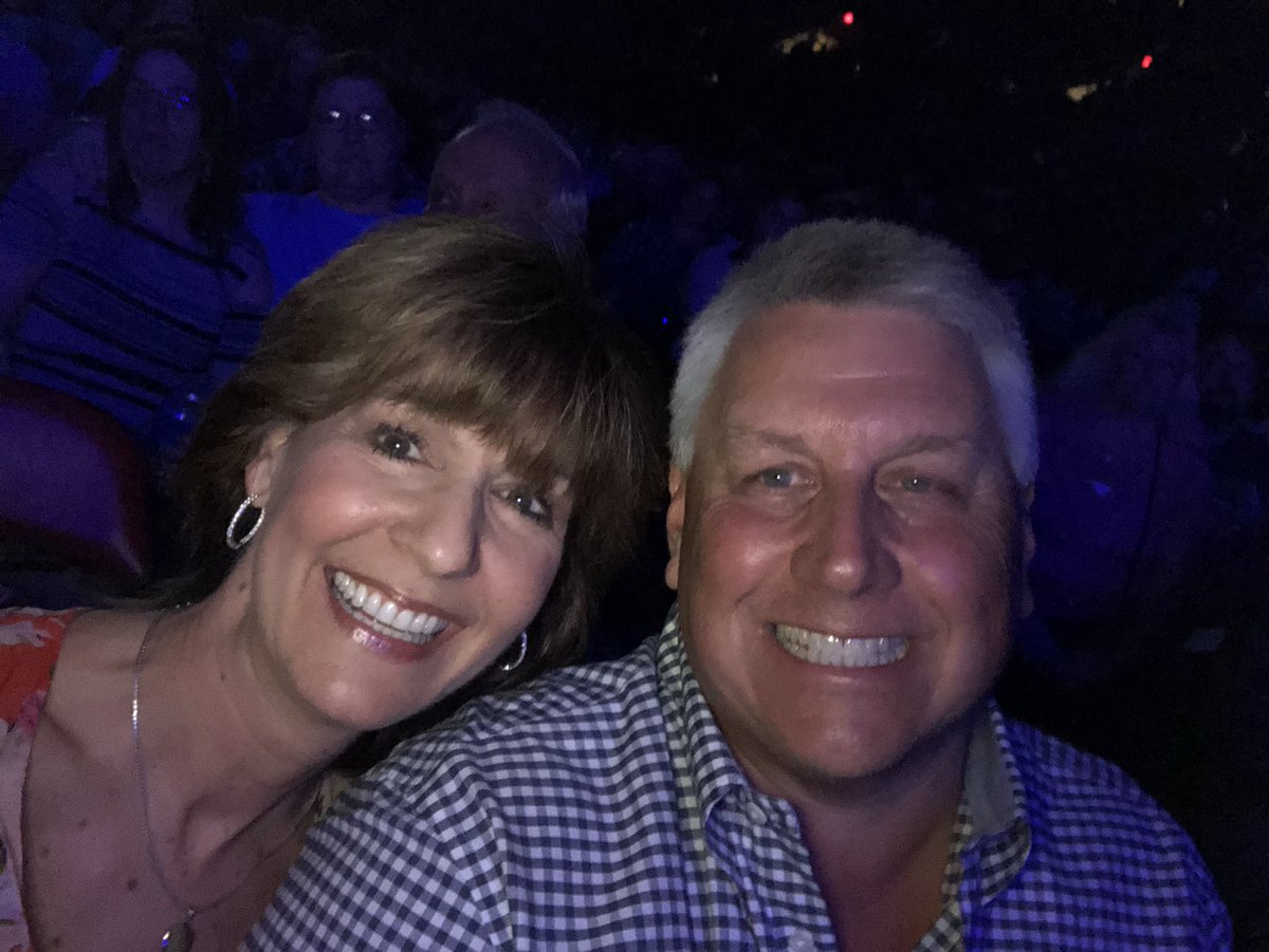 ColleenKannaday's tweet photo. Thanks @TheAlabamaBand for a great show tonigh in Bloomington. My South Carolina hubby remembers you from Myrtle Beach. We had fun shagging on the boulevard tonight!#CarolinaFun https://t.co/OQWRcqFogA