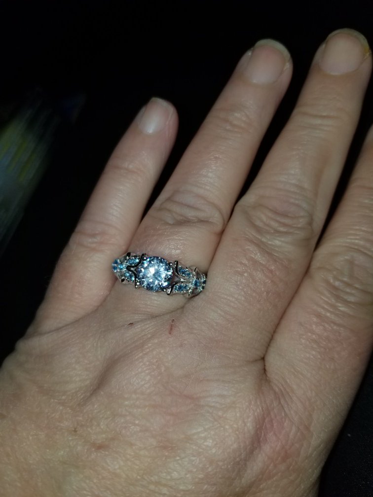 UrCharmedOne's tweet image. So this just happened....