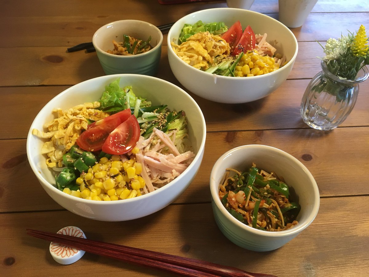 柴田真希 管理栄養士 新刊 切るだけ 漬けるだけ おうちで簡単ミールキット Sur Twitter ランチは 冷やし中華 写真じゃわからないけど 麺といっしょにもやしを茹でるのがわたし流 その方が茹でるのも楽だしトッピングするより タレと絡みやすいし かさ