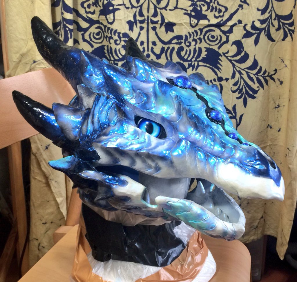 lutamesta's tweet photo. 甲殻ばきばきドラゴンちゃんヘッド(ようやく)できましたー！！！
15:30ごろデザフェス会場着く予定で、行くとこ行ったら出しますね〜よろしくです！ https://t.co/Cxz5hMmxuo