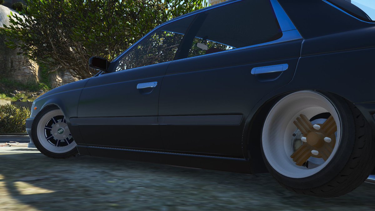 JPN_DriftServer's tweet photo. #JpnDriftServer
所有者 @chocoUZS18 
ADD ON 
NISSAN Laurel C33 
(C33D) https://t.co/QXWhtJRiEC