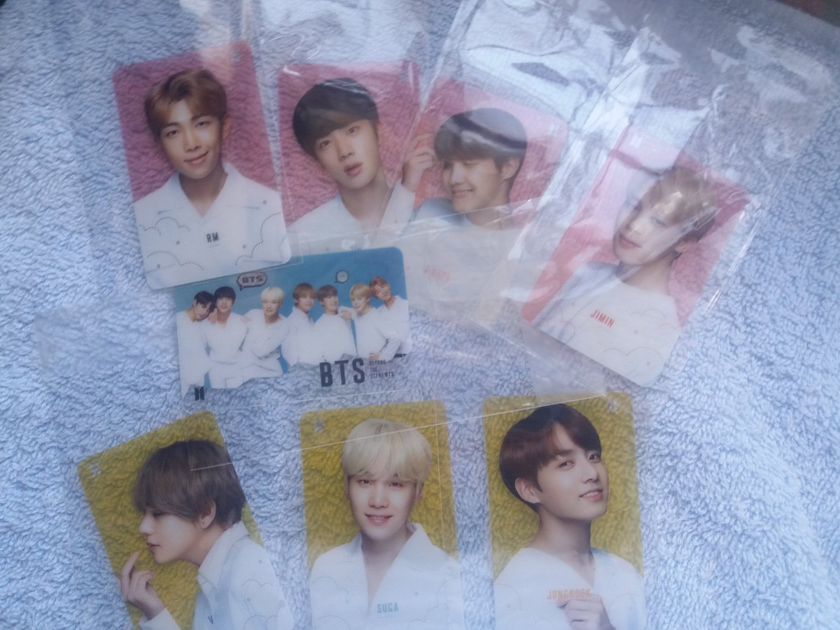 _jinxGAs's tweet photo. Not a thread but possible giveaway items by voting - 💌💤 ft @/mysticbts_ https://t.co/9yGHejI0Na