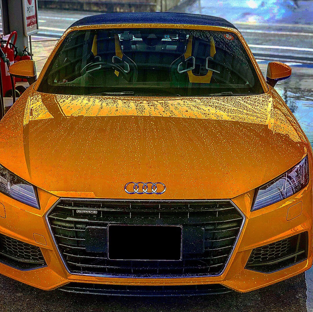 syatyou_jp's tweet image. 黄金の水玉。
-
Golden polka dots
-
#audi 
#auditt 
#audittroadster 
#tt8s 
#ベガスイエロー
#vegasyellow
#bcforged 
#車の写真が好きな人と繋がりたい 
#車好きな人と繋がりたい
#クルマ好き
#車のある風景
#オープンカー好き
#オープンカーのある生活
#大雨 
#豪雨
#水玉 
#ボディコーティング
