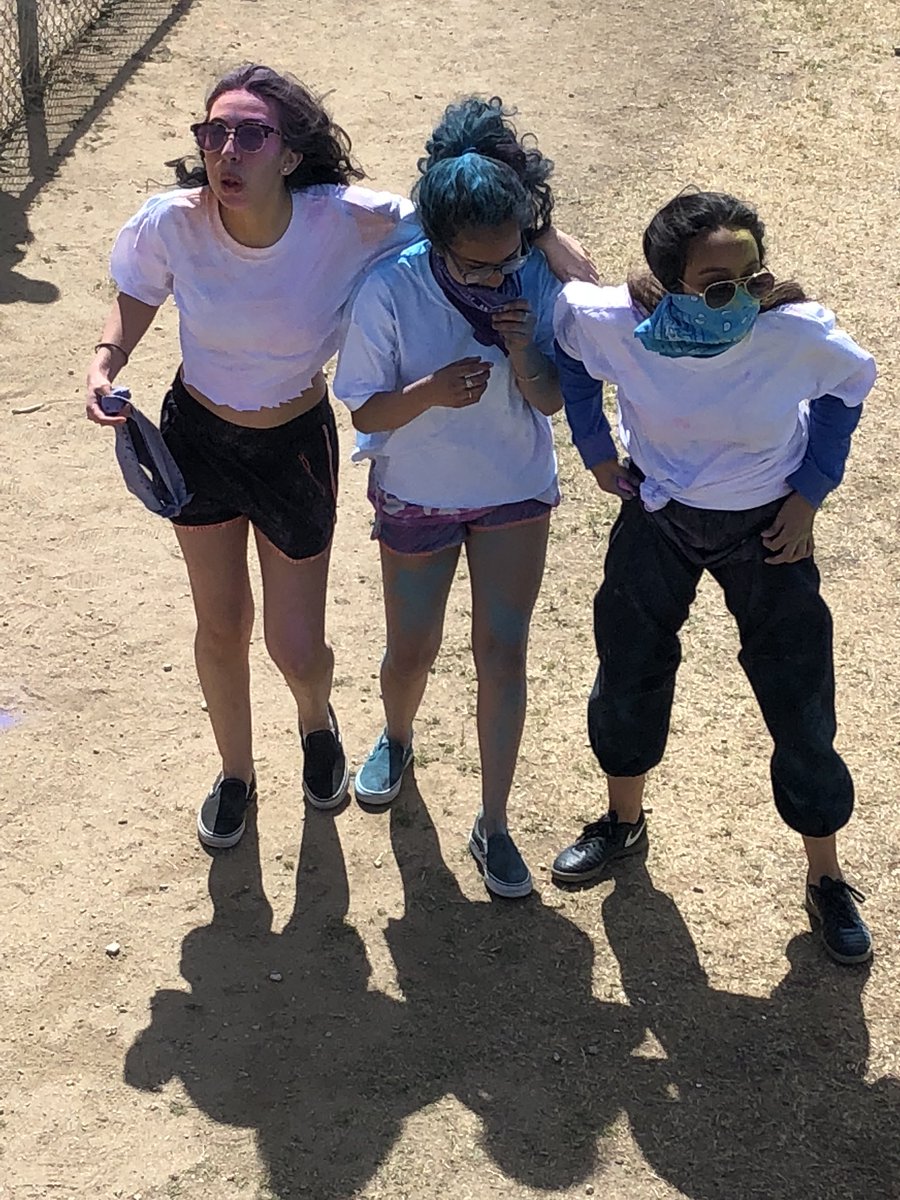 RHolmanSJUSD's tweet photo. Even challenging weather couldn’t stop the @Serrano_Nation Color Craze from happening and rocking. Love the spirit! #SHSDiamondbacks #bestyearever @SnowlineJUSD https://t.co/EzjFtieijU