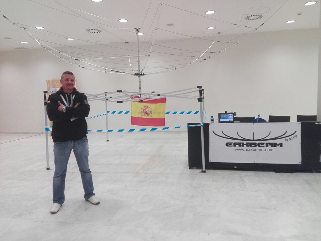 EAxbeam's tweet photo. Buenos días, terminó MercAstur 2018 y nos volvemos para casa, no sin antes agradecer a Unión Radioaficionados Vetusta @EA1UVR el trato y la atención que siempre tienen con EAxbeam y su equipo. Muchas Gracias, volveremos!!! https://t.co/SFCKPNwkqI