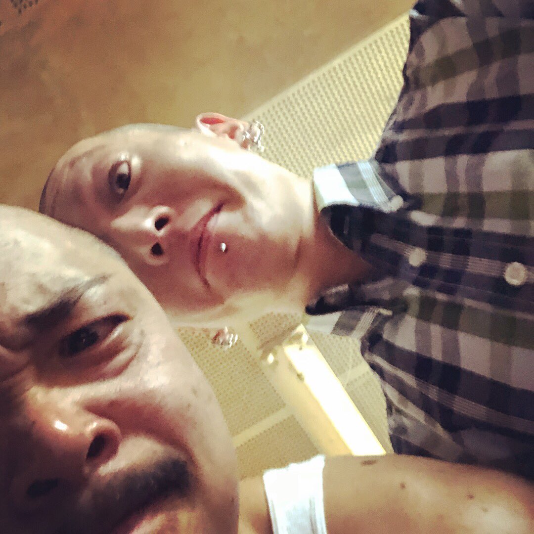 xxx3906xxx's tweet image. "KLUB TROPICANA"
.
ありがとうございました。
.
なんまら楽しかった。
.
来週末はKEMURIツアーさいたま編👉UP&amp;amp;UP👉竜平会で遊んでくださいね👅💫
.
#rudebones #thrh #tropicalgorilla  #seekanddestroy #竜平会 #nuttys