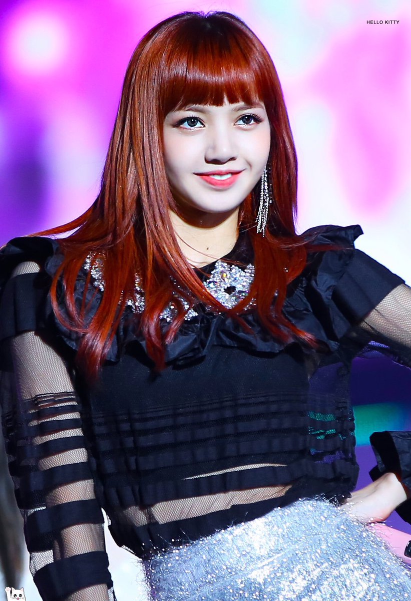 lalisaarchives's tweet photo. Lisa in black 🖤
#BLACKPINK #LISA #LALISA #블랙핑크 #리사 #라리사 #YGE https://t.co/nrxf1EMau6