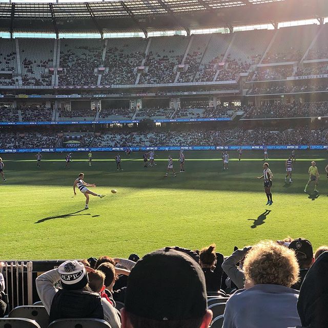 Time for kicking goals at the MCG #geelongfc #melbournecricketground #melbourne #australia #kickinggoals