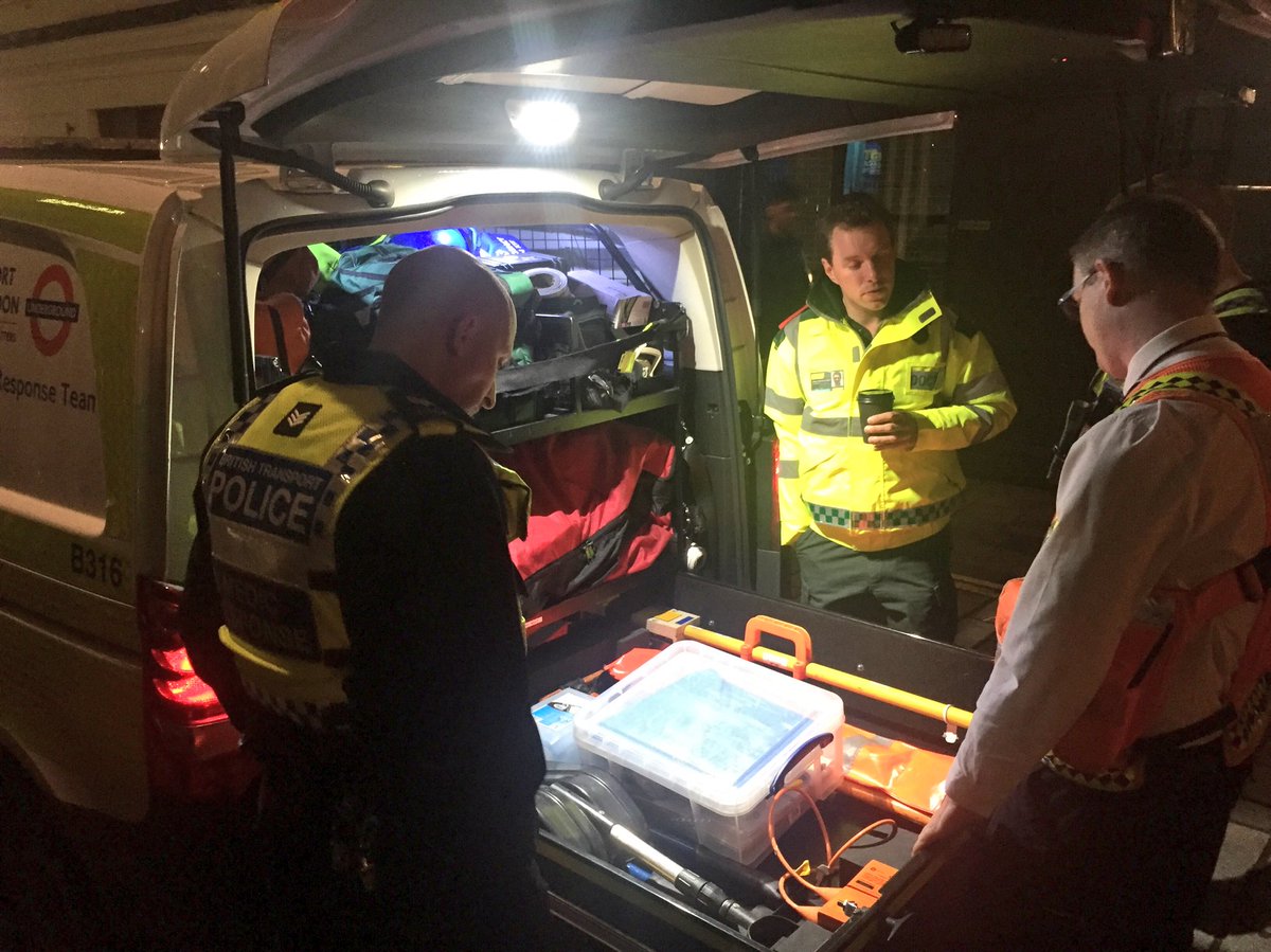 SeanHarris999's tweet image. Night 2/3 ✅ 

Once again as #GDmedic for @MPSHackney

Joined by @HaldenHB for an evening of “@ATACCFaculty does JRU”

Humbled by the hospitality of both @LDNairamb &amp;amp; @BTPNetworkResp