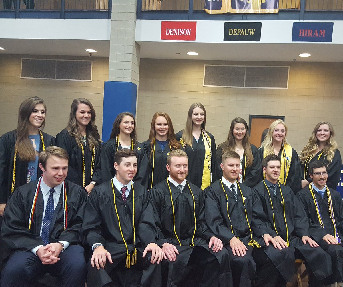 CentConfExecDir's tweet photo. These @acgatorsports athletes represent the first senior class of @ChiAlphaSigma, student athlete national honor society. These fourteen Gators truly epitomize the role of a student-athlete! #ACGrad18 #acgatorgram #NCAC https://t.co/deS31FN3tE