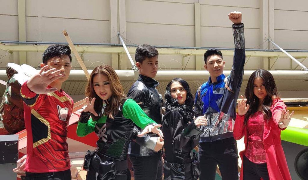 2014Darrenatic's tweet photo. MAY BAGO NA NAMAN TAYONG SQUAD! 

#InfinitySquad

#ASAPMomGandangSunday @Espanto2001 @kyle_echarri @VoiceTeensJer @ylona_garcia @jaydaavanzado @VoiceTeensLala https://t.co/3Kg3JaFrk4