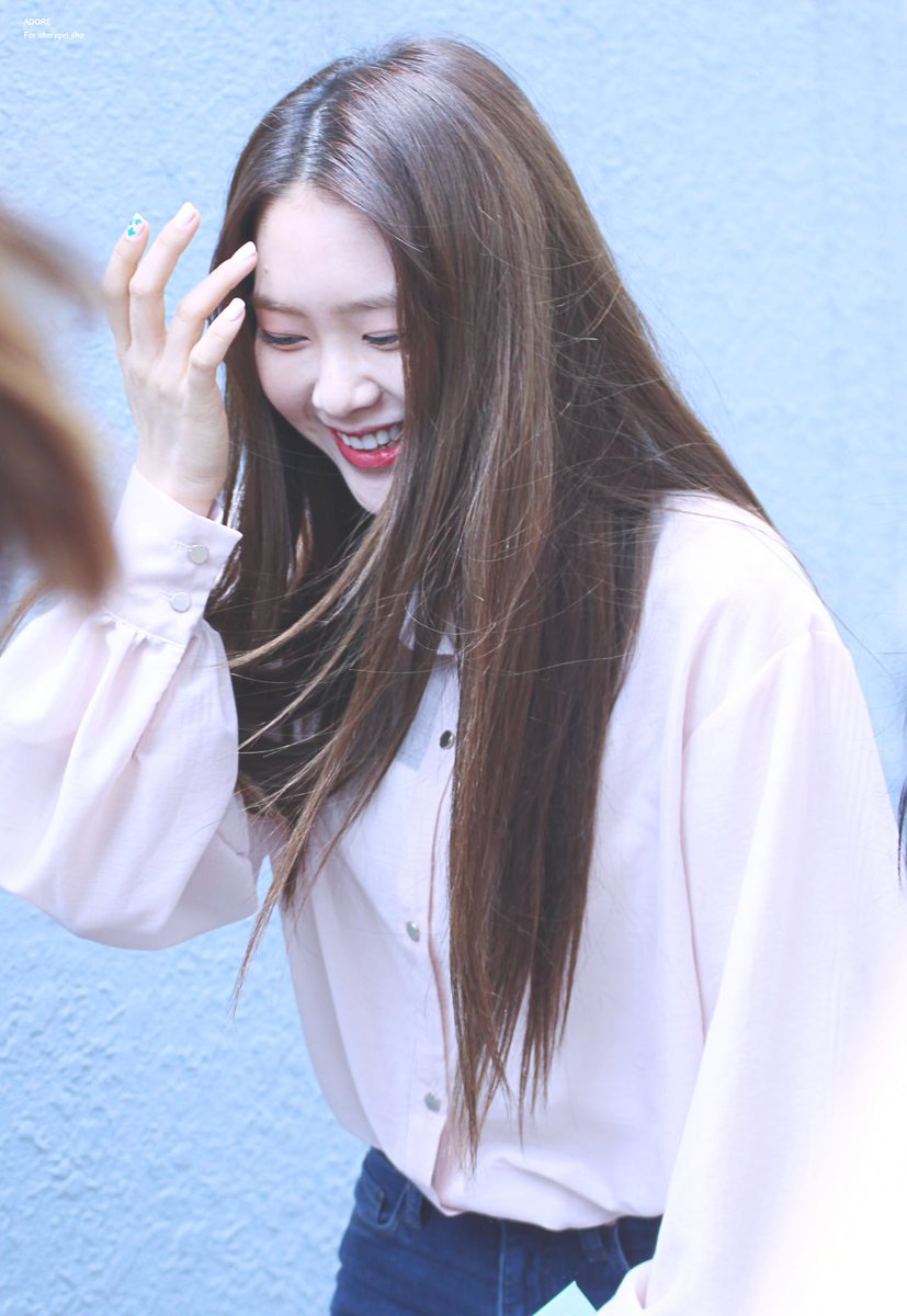 Adorable_OMG's tweet photo. 180513 #오마이걸 #지호

당신 정말이지 5월을 닮았군요 https://t.co/H6fxLmNqMc