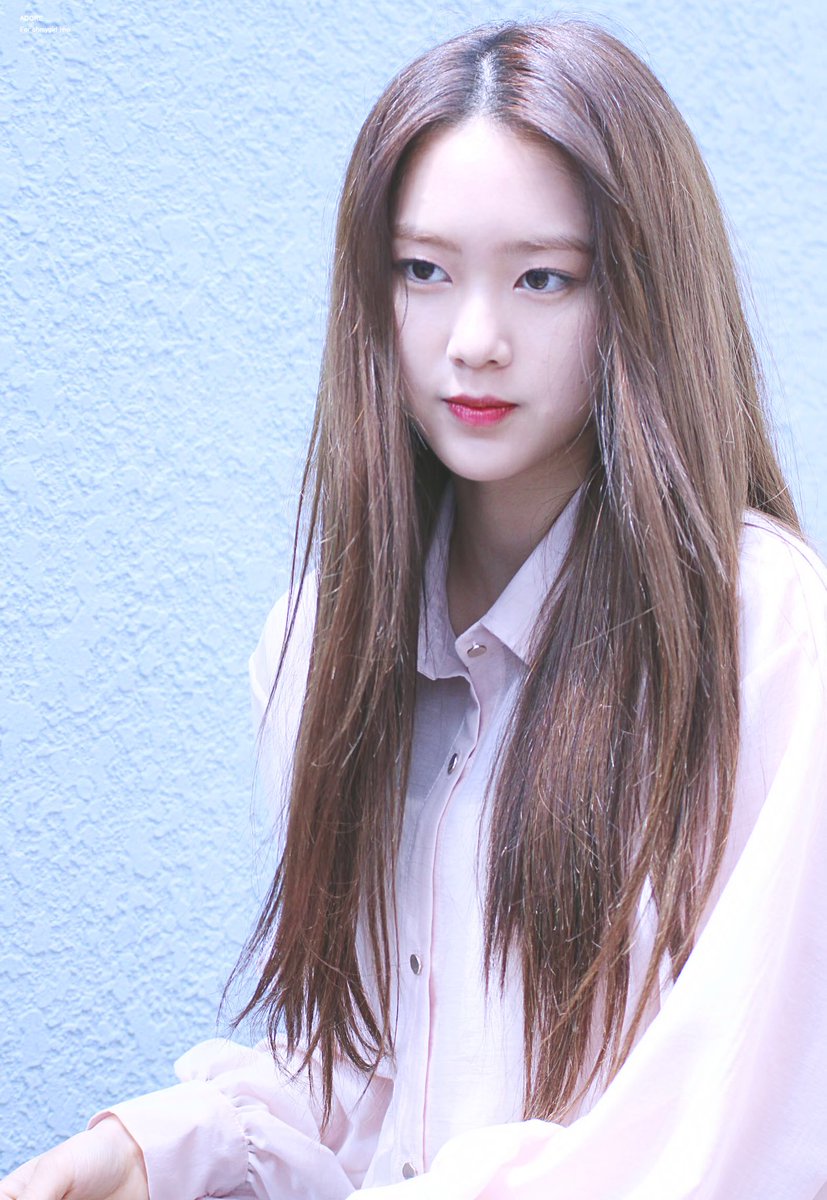 Adorable_OMG's tweet photo. 180513 #오마이걸 #지호

당신 정말이지 5월을 닮았군요 https://t.co/H6fxLmNqMc