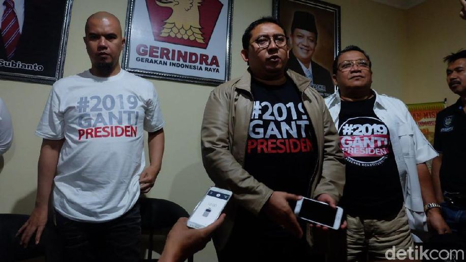 detikcom's tweet image. Cuitan Heboh Fadli Zon: Pemimpin Lemah, Teroris Berkembang detik.id/6SN3SP