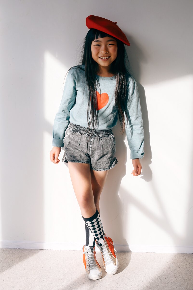 Onze winkel is open vandaag van 12-16u #fijnemoederdag ❤️ van Woustraat 42 #amsterdam