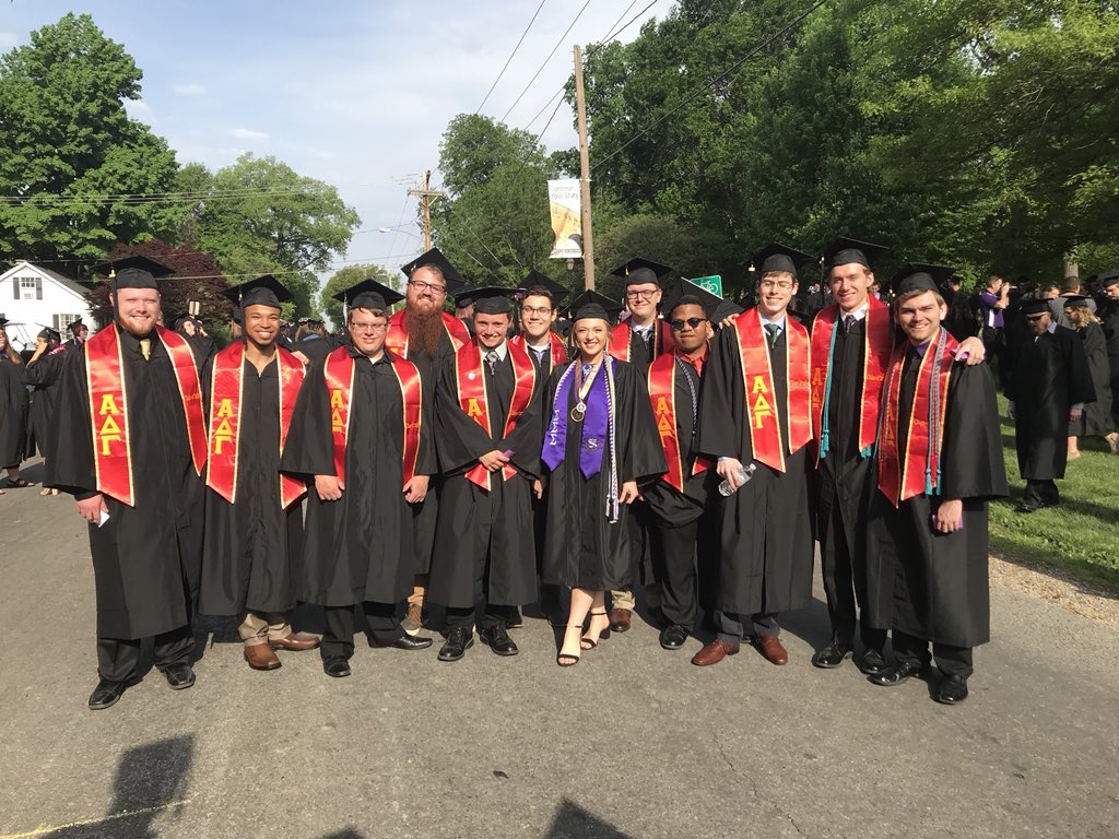 AlphaDeltaGamma's tweet photo. Congratulations 🍾🎈🎉 to the graduating Brothers and sweetheart of Alpha Eta chapter!! https://t.co/dVTCuD1Fyq